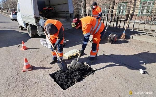 Ямочный ремонт в Улан-Удэ выполнен на 33 процента больше, чем в прошлом году