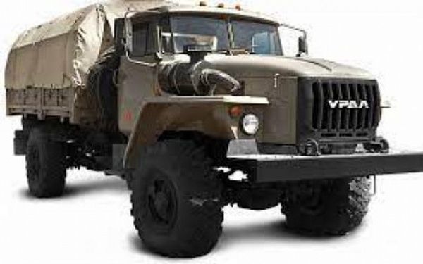 В Бурятии состоялось занятие по вождению армейских грузовых автомобилей