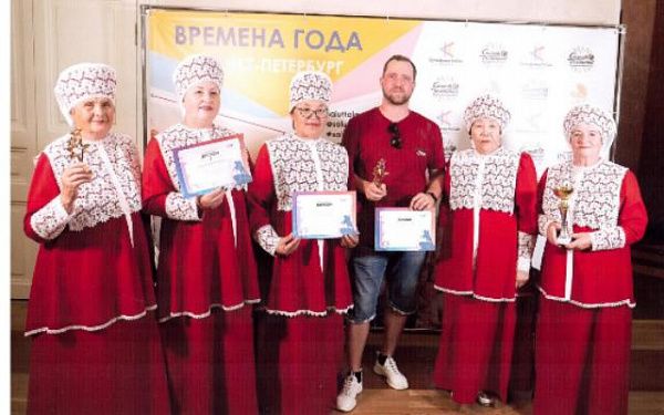 Творческие коллективы Бурятии завоевали золотые кубки в Санкт-Петербурге