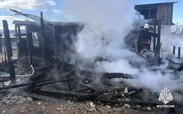В Бурятии за сутки пожарно-спасательные подразделения реагировали на 22 возгорания
