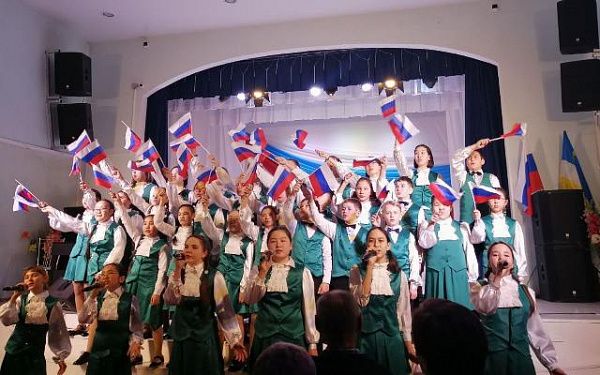 В Улан-Удэ юные артисты дали благотворительный концерт