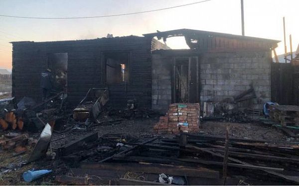 Двое людей пострадали в результате пожара в Бурятии