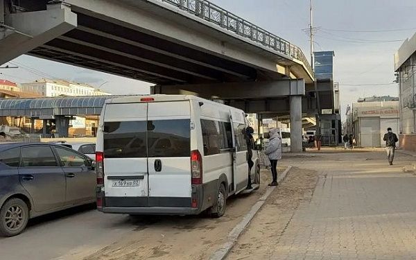 У Центрального рынка в Улан-Удэ сменилась полоса движения
