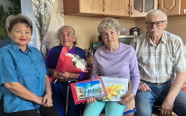 Жительница Бурятии отметила свой 101-й День рождения