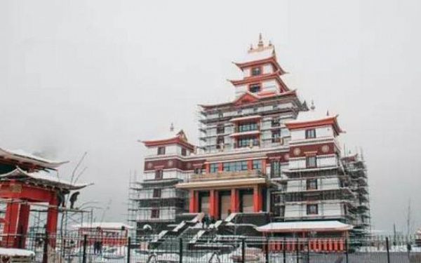 В Туве откроют самый большой буддийский монастырь в России
