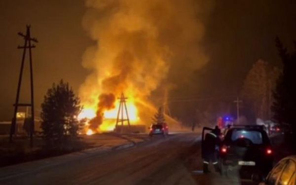 Пожар уничтожил пилораму в Бурятии 