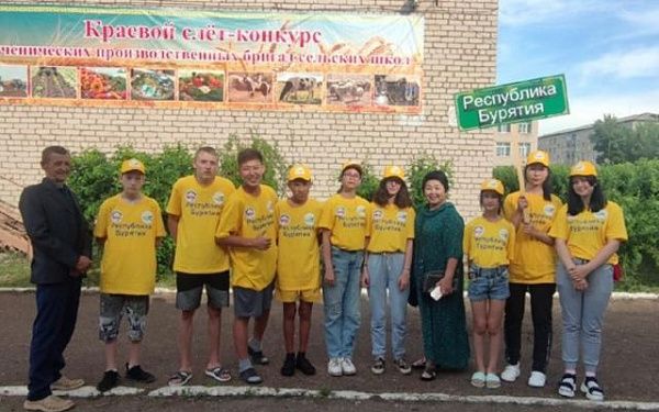 Студент из Бурятии соревнуется за звание лучшего пахаря в  Забайкальском крае