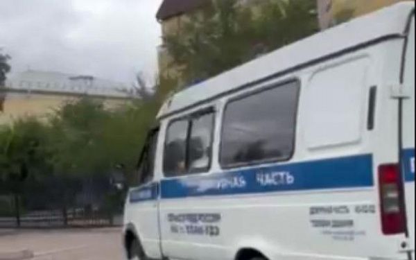 В Улан-Удэ в здании судов опасных предметов не обнаружено