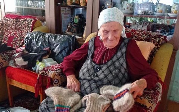 93-летняя жительница села в Бурятии пожертвовала на нужды военных крупную сумму 