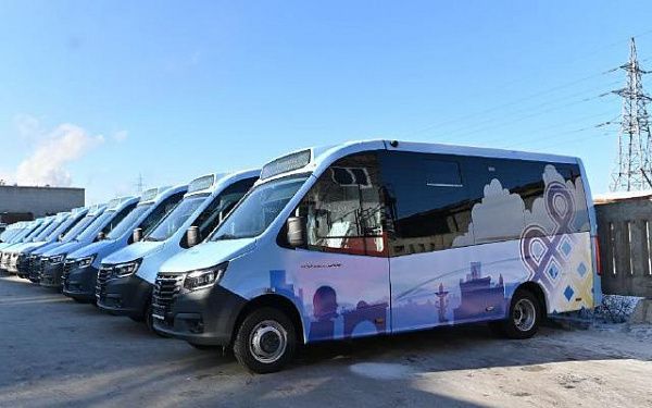 Глава Бурятии поручил ускорить выход новых автобусов на маршруты 