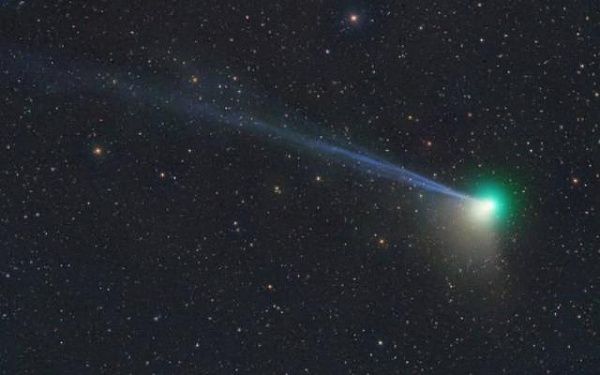 Жители Бурятии смогут увидеть самую яркую комету