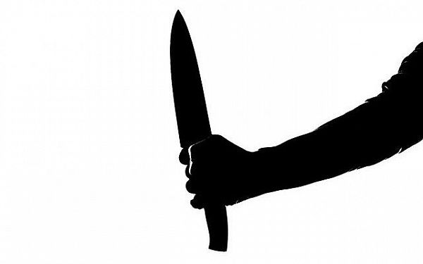 В Тарбагатайском районе мужчина пытался зарезать сожителя бывшей жены
