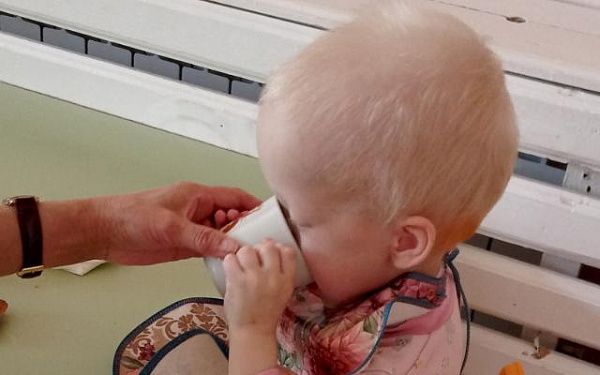 Малыш из Бурятии после операции может самостоятельно принимать пищу