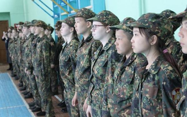 В Улан-Удэ подведены итоги учебного года в кадетских классах Росгвардии