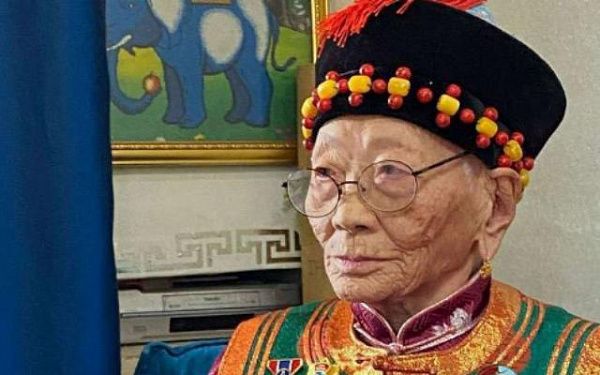 Парад Победы в Улан-Удэ посетит 100-летняя ветеран из Монголии