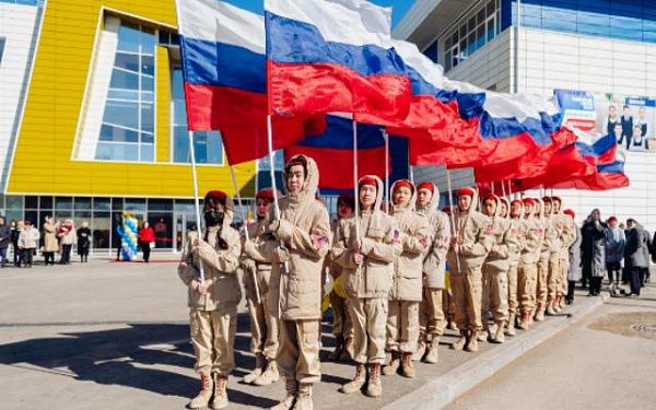 В Бурятии отмечают День российского флага