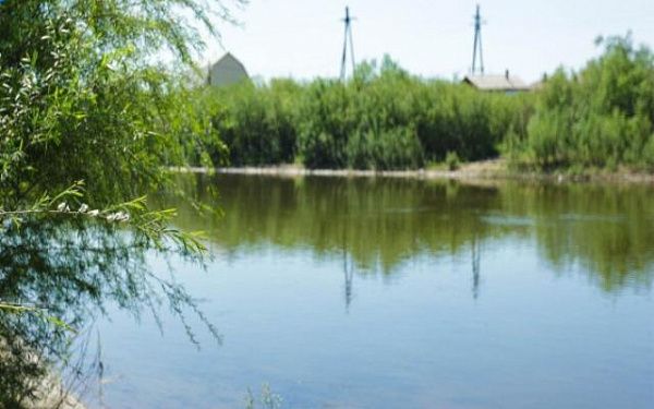 В Улан-Удэ запретили купаться в пригородном карьере 