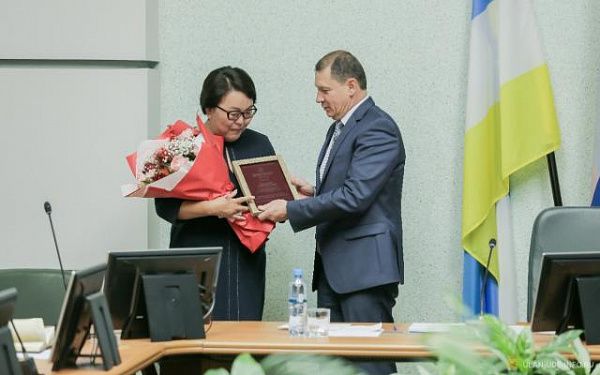 В Улан-Удэ наградили лучших муниципальных служащих