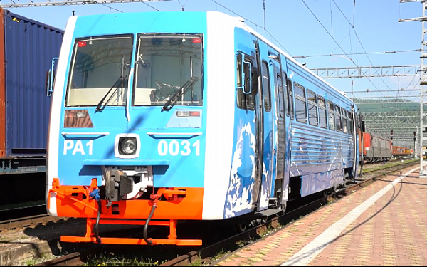 Обновленный пригородный поезд начал курсировать по Кругобайкальской железной дороге с 18 июня