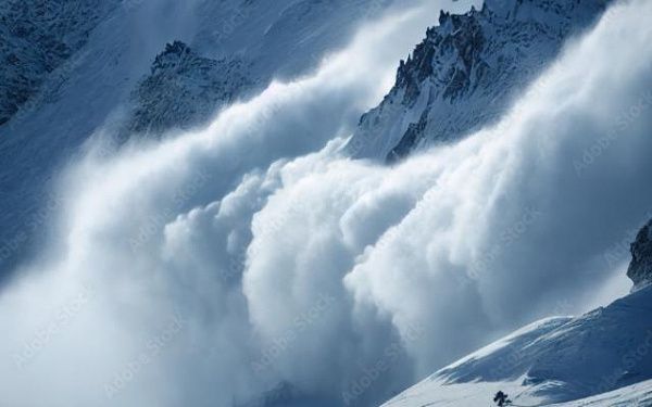 Угроза схода снежных лавин реальна в горном районе Бурятии