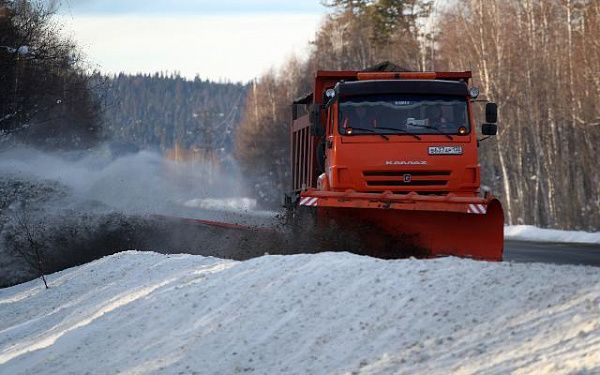 Более 90 единиц спецтехники будут работать на федеральных дорогах Бурятии, Иркутской области и Забкрая