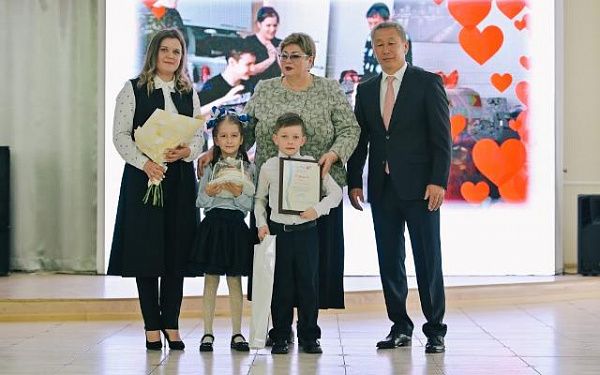 Молодая семья из Бурятии стала победителем Всероссийского конкурса