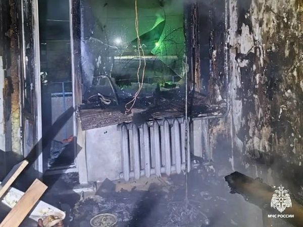 В поселке Каменск Кабанского района загорелась гирлянда на ёлке
