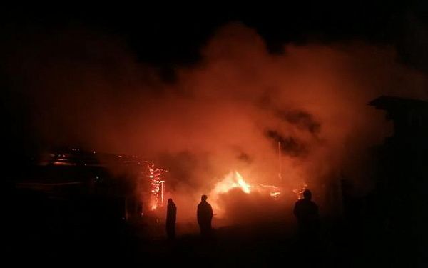 Сразу два ночных пожара произошли в сёлах Бурятии