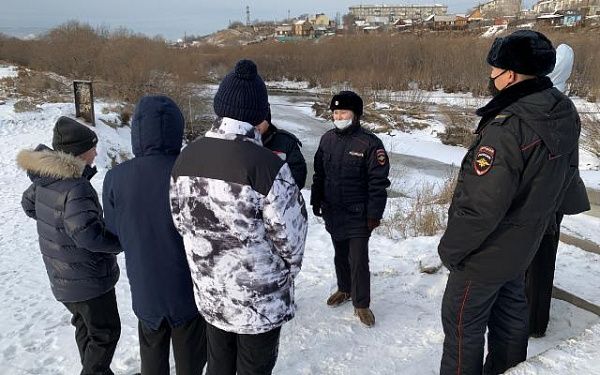 В Улан-Удэ проходят рейды по безопасности на льду