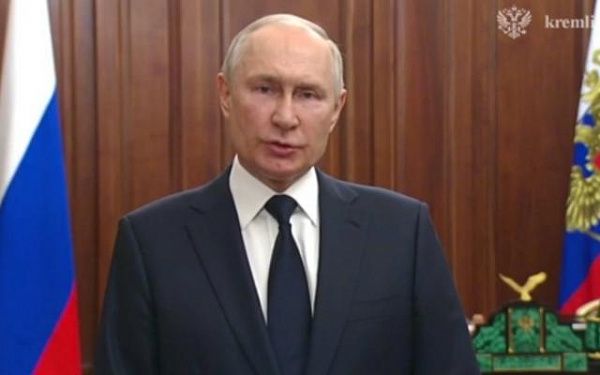 Путин снова обратился к гражданам России 