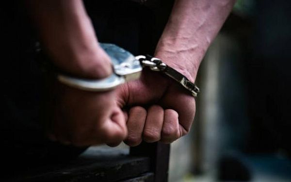 Житель Бурятии получил 6 лет "строгача" за сбыт наркотиков и содержание притона 