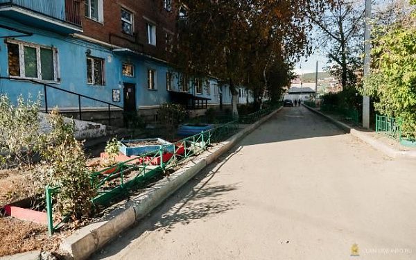 К четырем школам Улан-Удэ построят проезды и тротуары