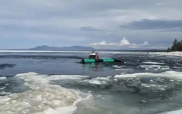На Байкале перевернулась аэролодка. Пятеро погибших.
