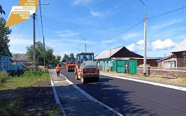 В селе Ильинка Прибайкальского района Бурятии продолжается ремонт сразу четырех улиц