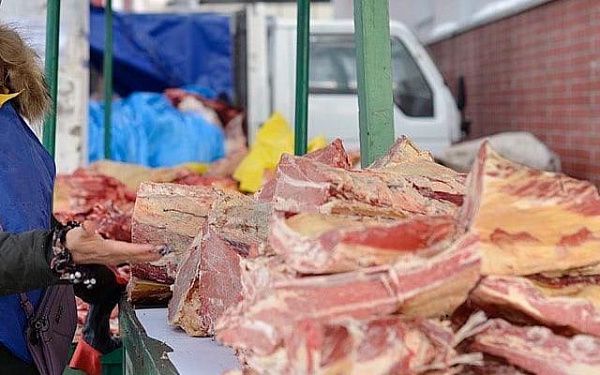 В Бурятии за год выявили сотни случаев опасного мяса и продуктов убоя
