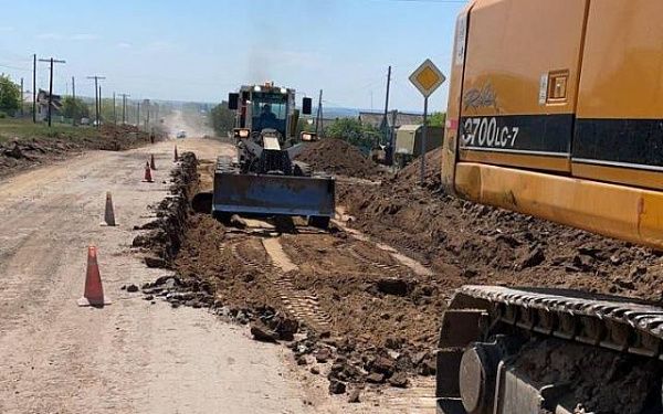 В Кабанском районе Бурятии продолжается ремонт участка региональной автомобильной дороги от Оймура до Дулана