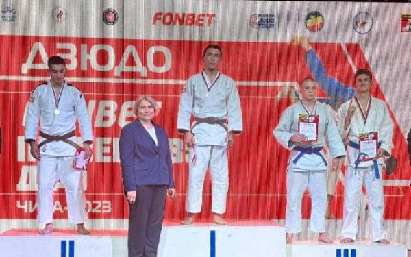 Восемь путевок на первенство России завоевали дзюдоисты Бурятии