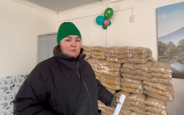Предпринимательница из Улан-Удэ передала военным СВО тонну макарон