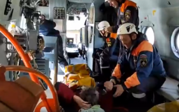 Спасатели эвакуировали туриста в Иркутской области