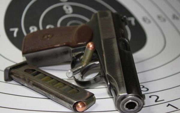Полицейские Бурятии соревновались в стрельбе из пистолета Макарова