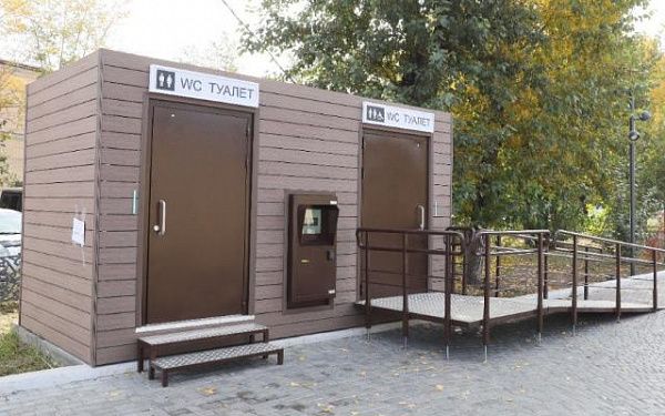 В центре Улан-Удэ заработали теплые мобильные туалеты