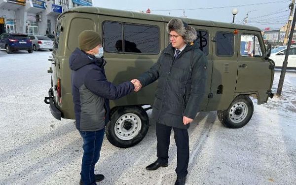 Сотрудники улан-удэнского «Водоканала» купили автомобиль для участников СВО на Украине