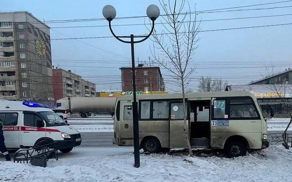 В Улан-Удэ автобус сбил женщину 