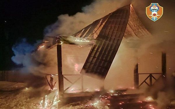 Короткое замыкание электропроводки стало причиной двух пожаров в Тункинском и Баргузинском районах