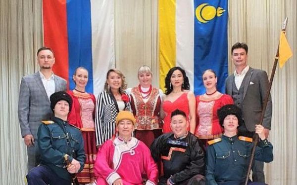 Артисты из Бурятии выступают перед земляками в госпиталях