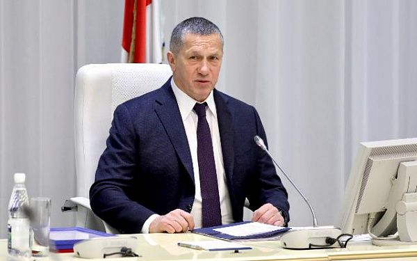 Юрий Трутнев: «Обеспечение Дальнего Востока медоборудованием и лекарствами надо держать на контроле»