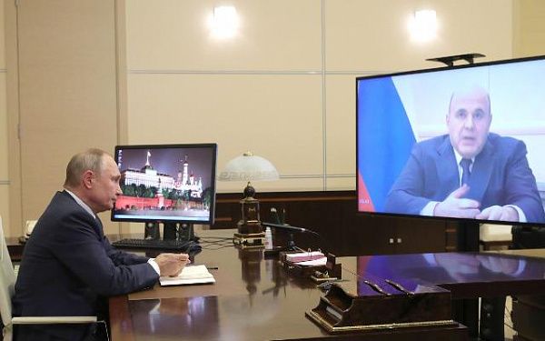 Владимир Путин призвал заменить «кукурузник» Ан-2 на новый самолет «Байкал»