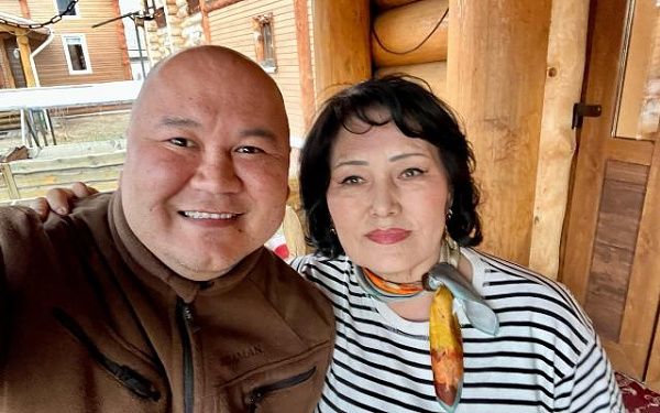 Депутат горсовета Улан-Удэ опубликовал фото с легендарной актрисой
