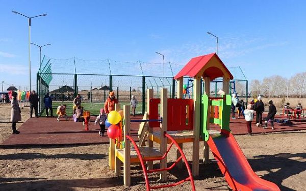 Самое большое количество детских площадок построили в районе у Байкала