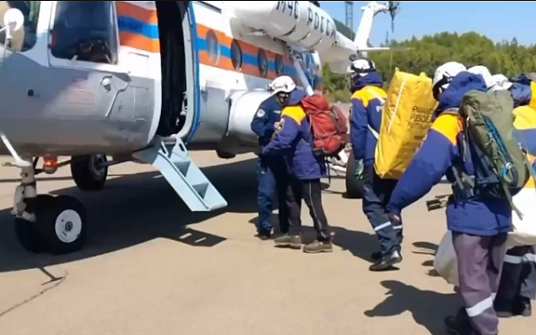 Вертолет МИ-8 вылетел в горы Бурятии для спасения туристки, упавшей с высоты
